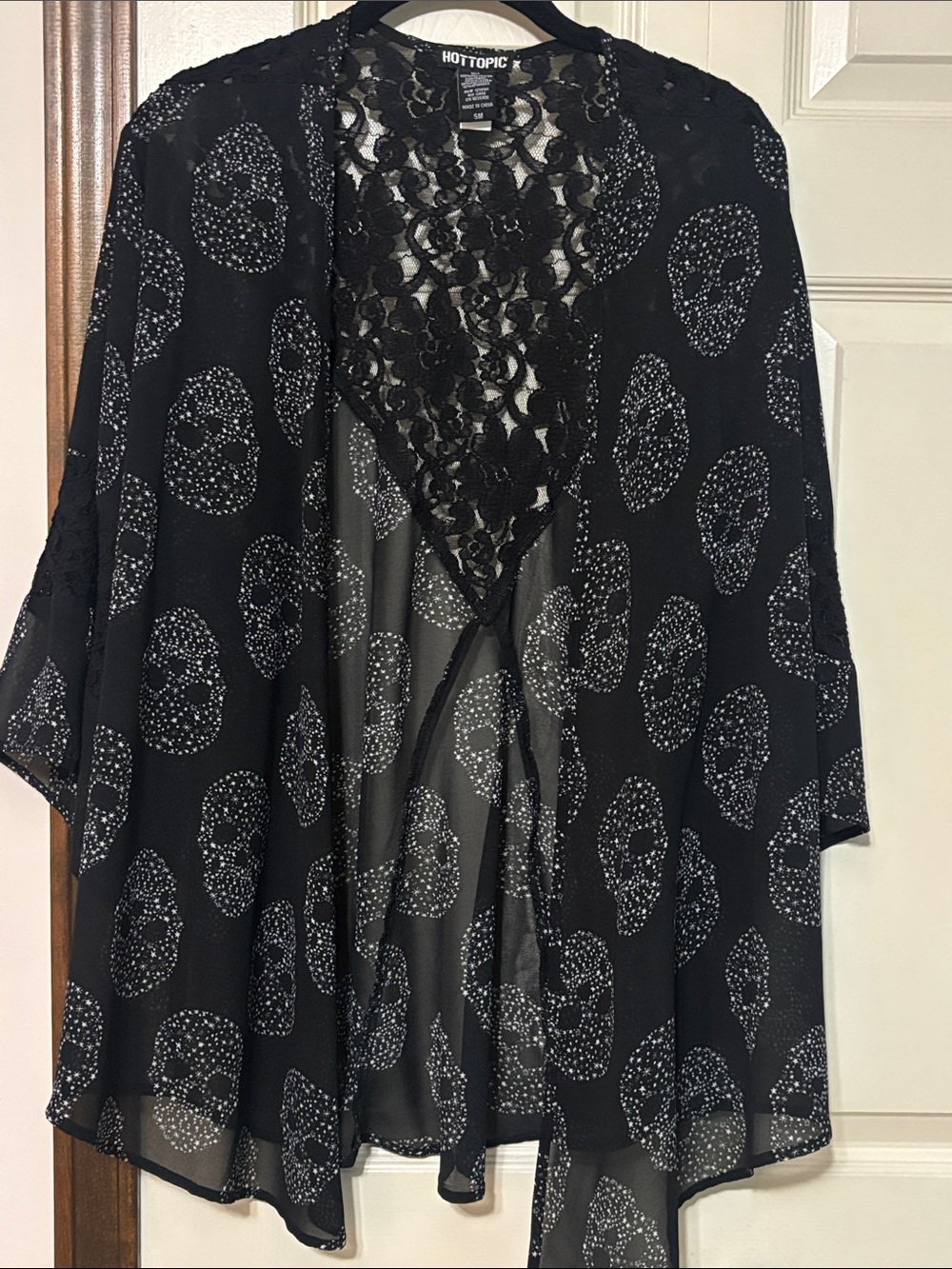 Hot Topic Black Sheer Lace Skull Duster